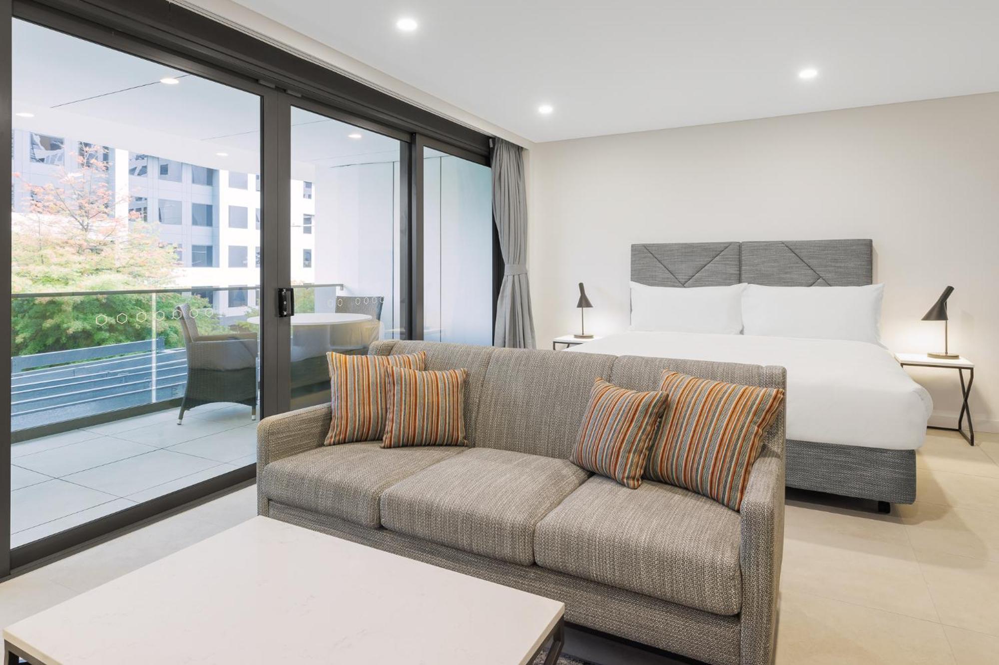 Meriton Suites Canberra Ngoại thất bức ảnh